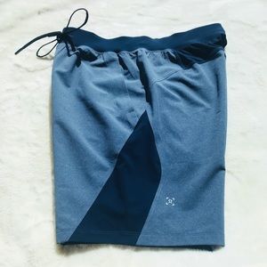 NWOT Lululemon Namaste at the Beach Short
